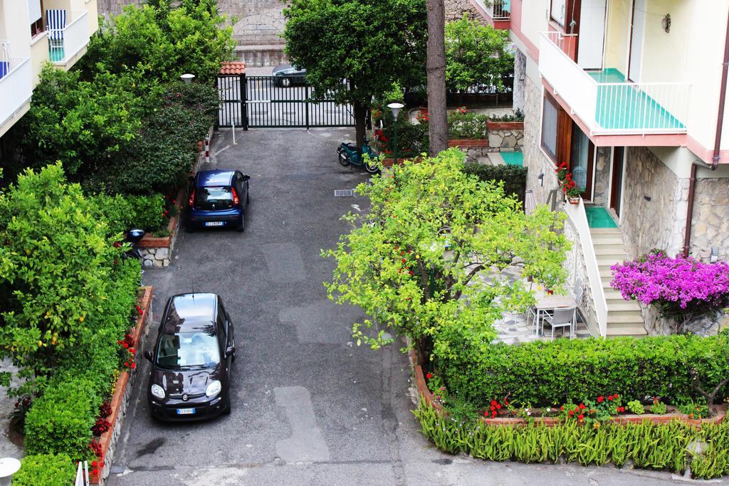 Sorrento Moon Appartement Buitenkant foto
